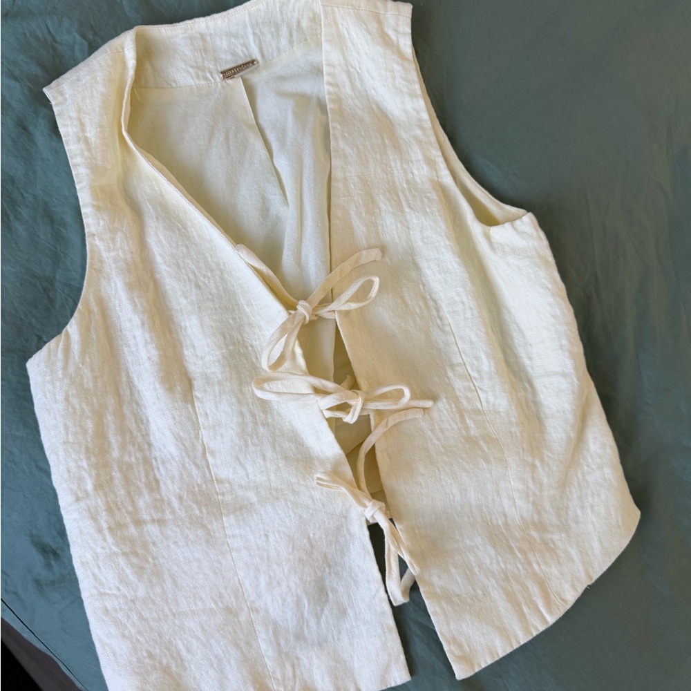 Magaschoni Light Cream Linen Garment